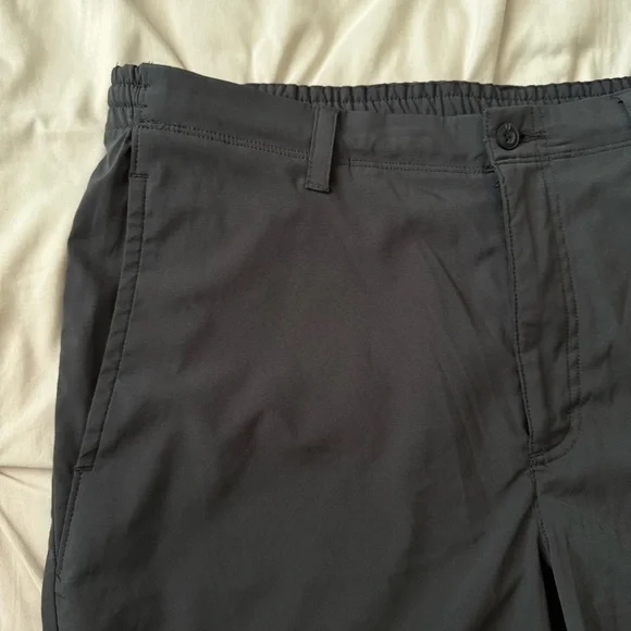 PGA TOUR Men's Golf Shorts Black Performance Stretch Size 36 Classic Fit - Picture 3 of 11